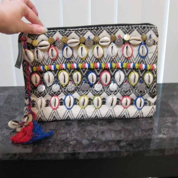 NWT Express black white shell makeup bag pouch - Picture 3 of 8